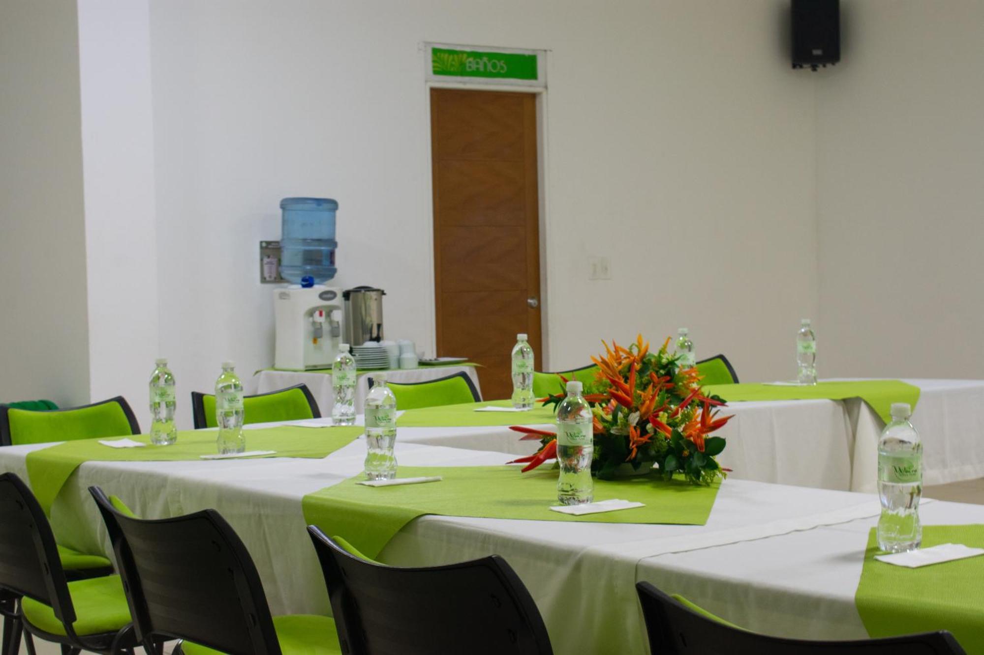 Waira Suites Летисия Екстериор снимка