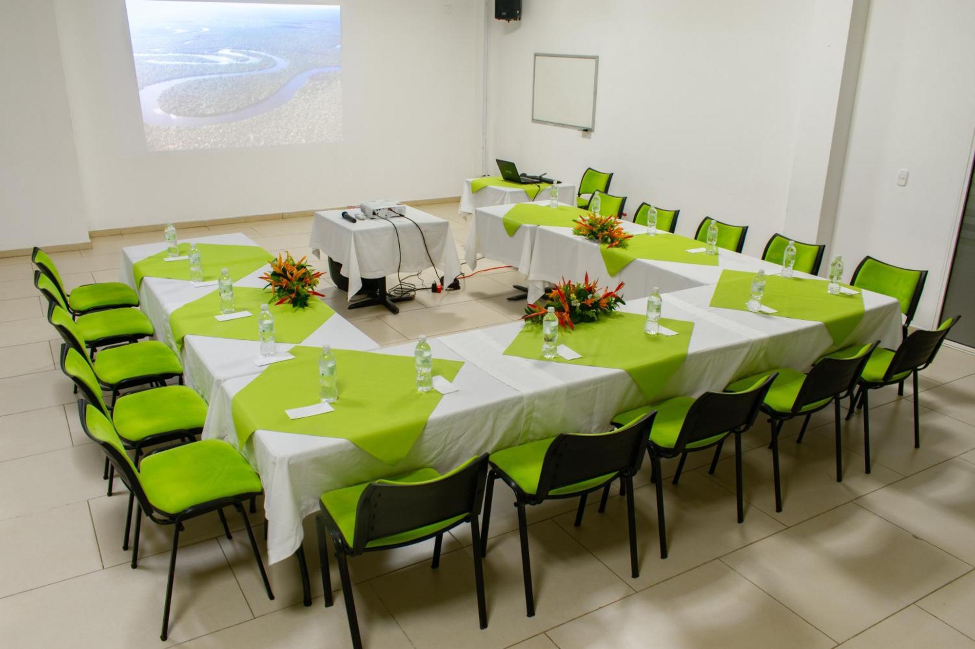Waira Suites Летисия Екстериор снимка