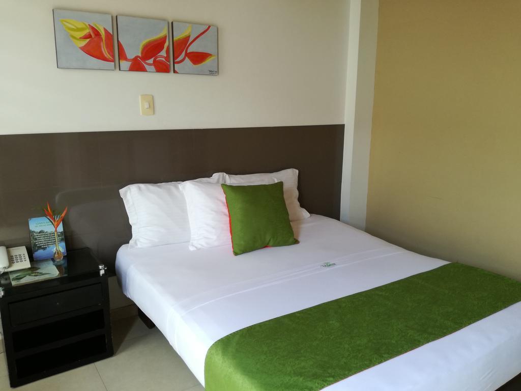 Waira Suites Летисия Екстериор снимка